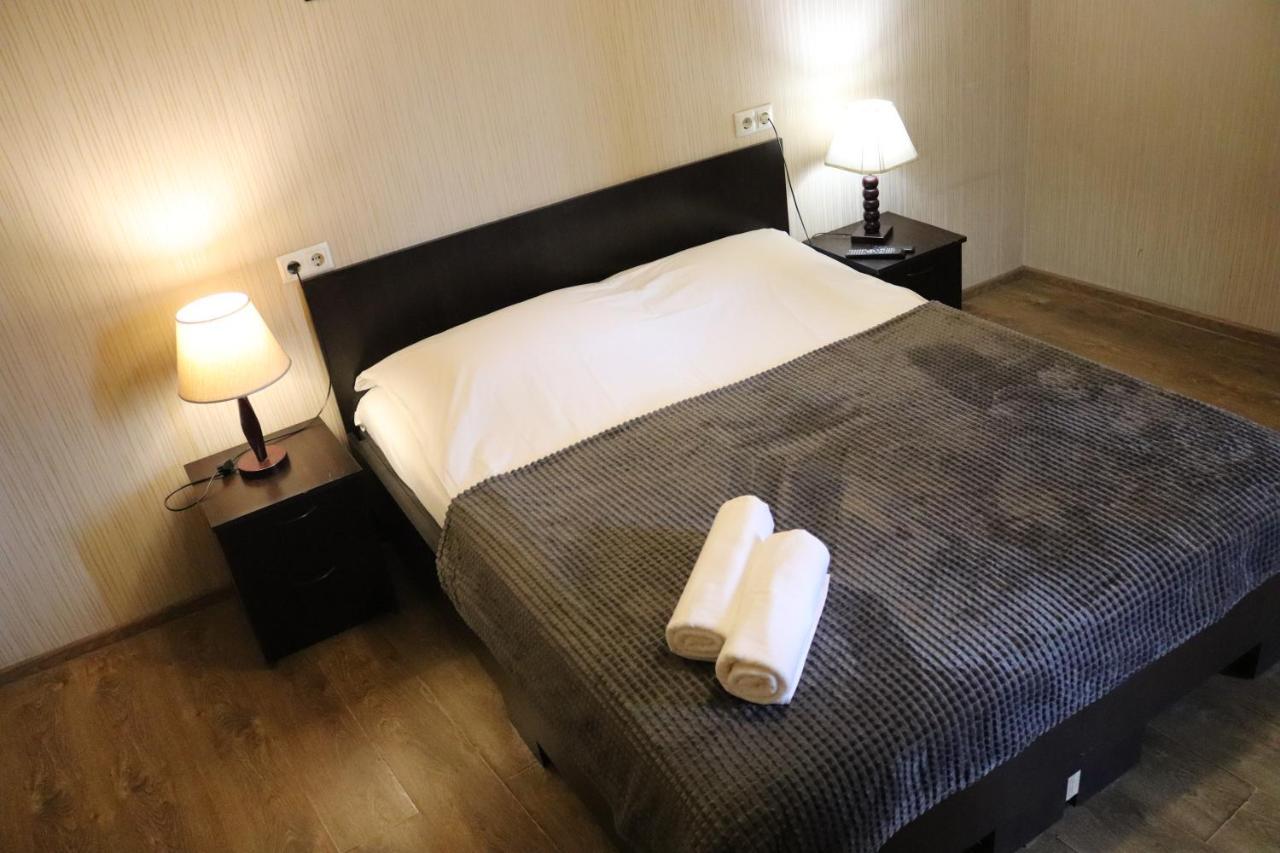 Aivani 8 Tbilisi ภายนอก รูปภาพ