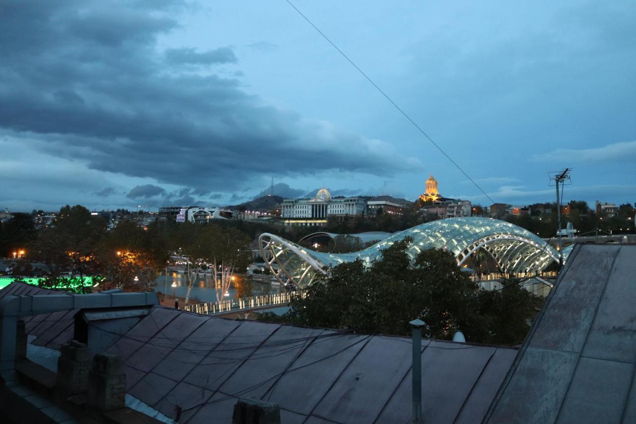 Aivani 8 Tbilisi ภายนอก รูปภาพ